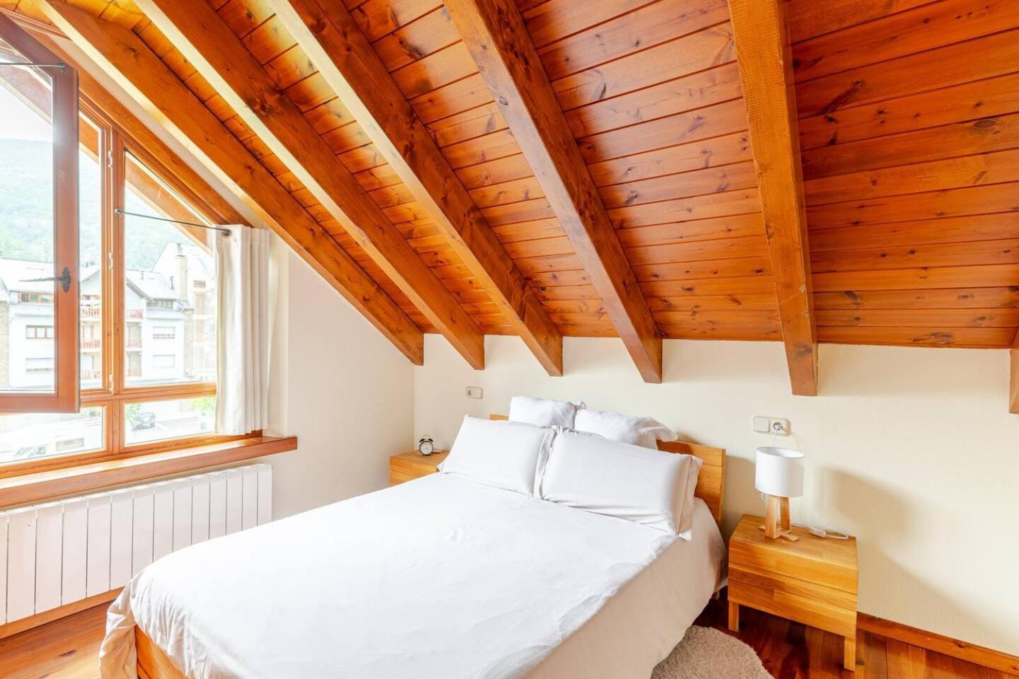 Family Attic Esterri Esterri d'Àneu Exteriér fotografie